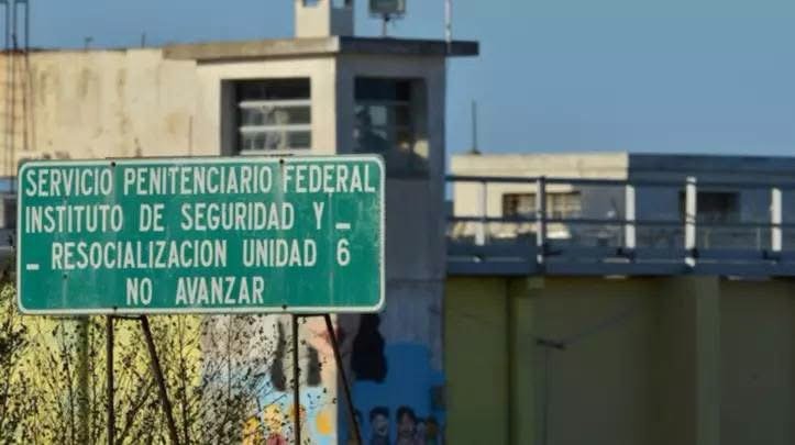 Detuvieron a un abogado cuando intentaba ingresar droga,…