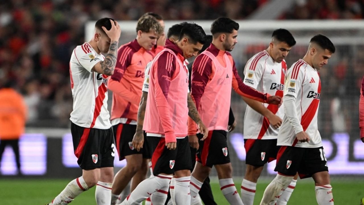 River sigue en caída: perdió…