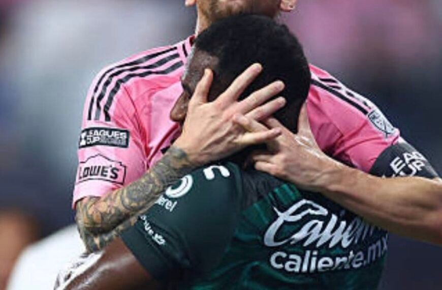 EL ABRAZO QUE TODOS QUISIERON DARLE A MESSI ❤️🇦🇷